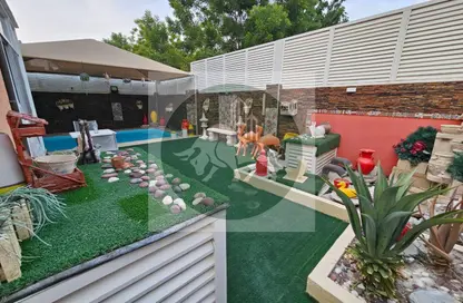 Villa - 5 Bedrooms - 7 Bathrooms for sale in Contemporary Style - Al Reef Villas - Al Reef - Abu Dhabi