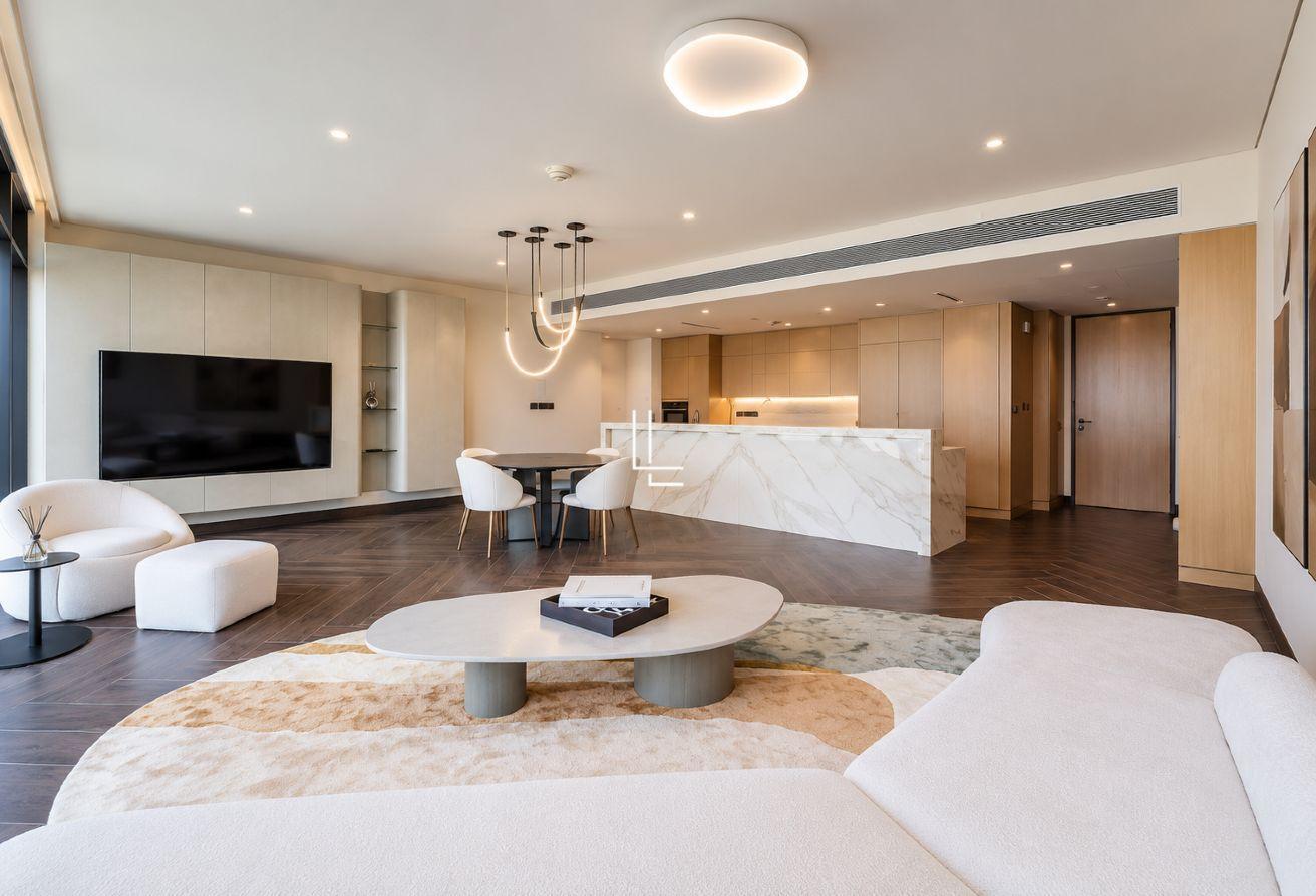 Elegant and Spacious | Burj Khalifa View | Ready photo 5