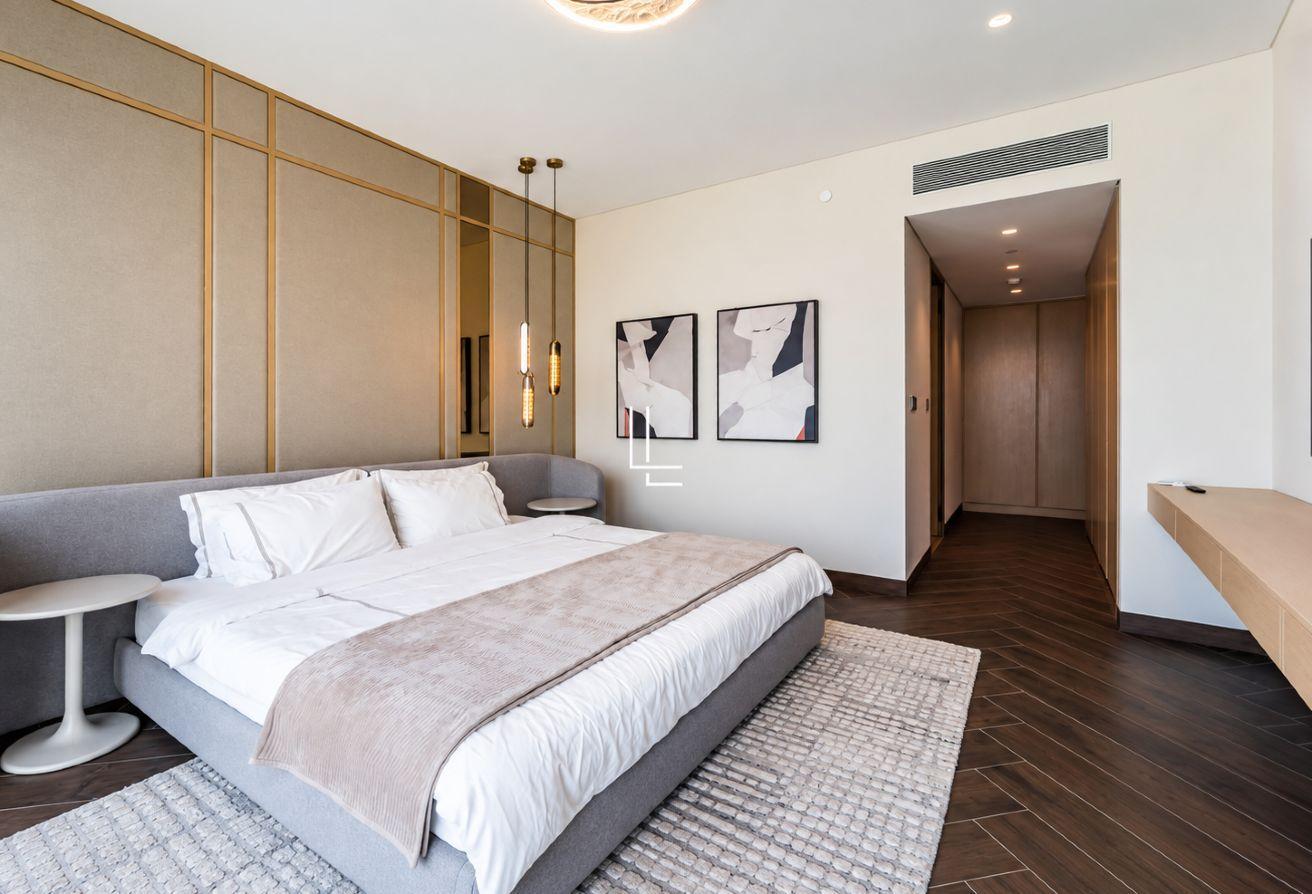 Elegant and Spacious | Burj Khalifa View | Ready photo 8
