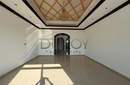 Villa - 5 - 7 for rent in Al Quoz 2 - Al Quoz - Dubai