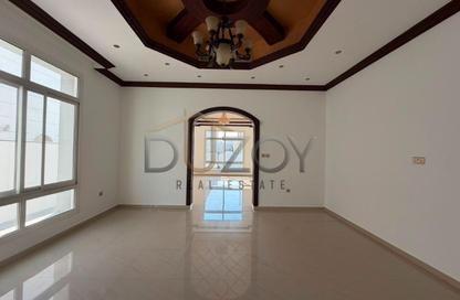 Villa - 5 - 7 for rent in Al Quoz 2 - Al Quoz - Dubai