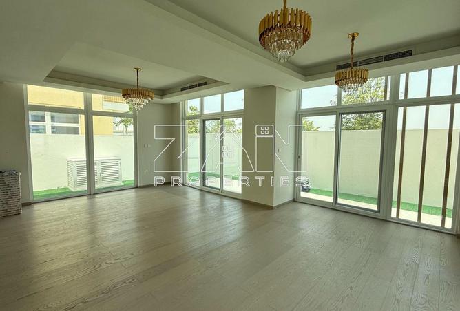 64033165 - Property Image 3