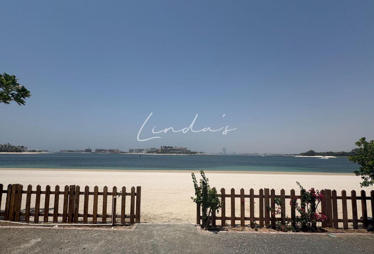 Vacant | Direct Beach Access |Sea View |Beachfront photo 11