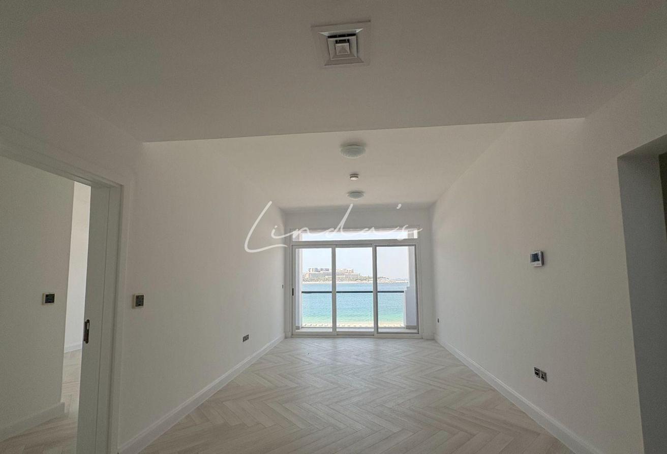 Vacant | Direct Beach Access |Sea View |Beachfront photo 18