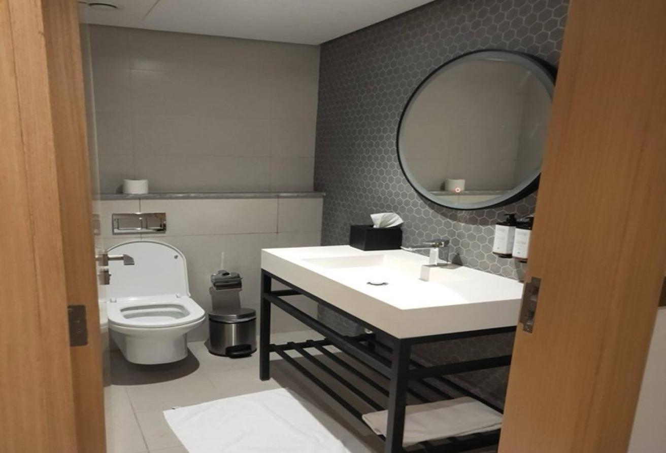 Best Deal | Bills included | High floor photo 8