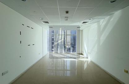 Office Space - Studio for rent in Park Lane Tower - Business Bay - Dubai