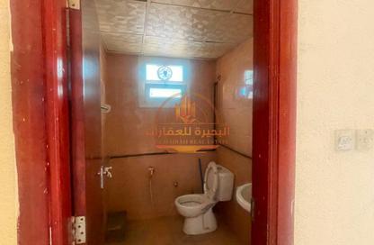 مستودع - استوديو - 1 حمام للايجار في 18 المنطقة الصناعية رقم - المنطقة الصناعية بالشارقة - الشارقة