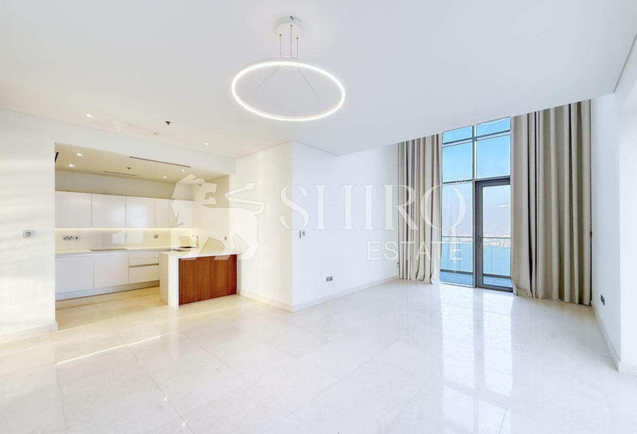 Sea and Skyline Views | Spacious | Vacant photo 14