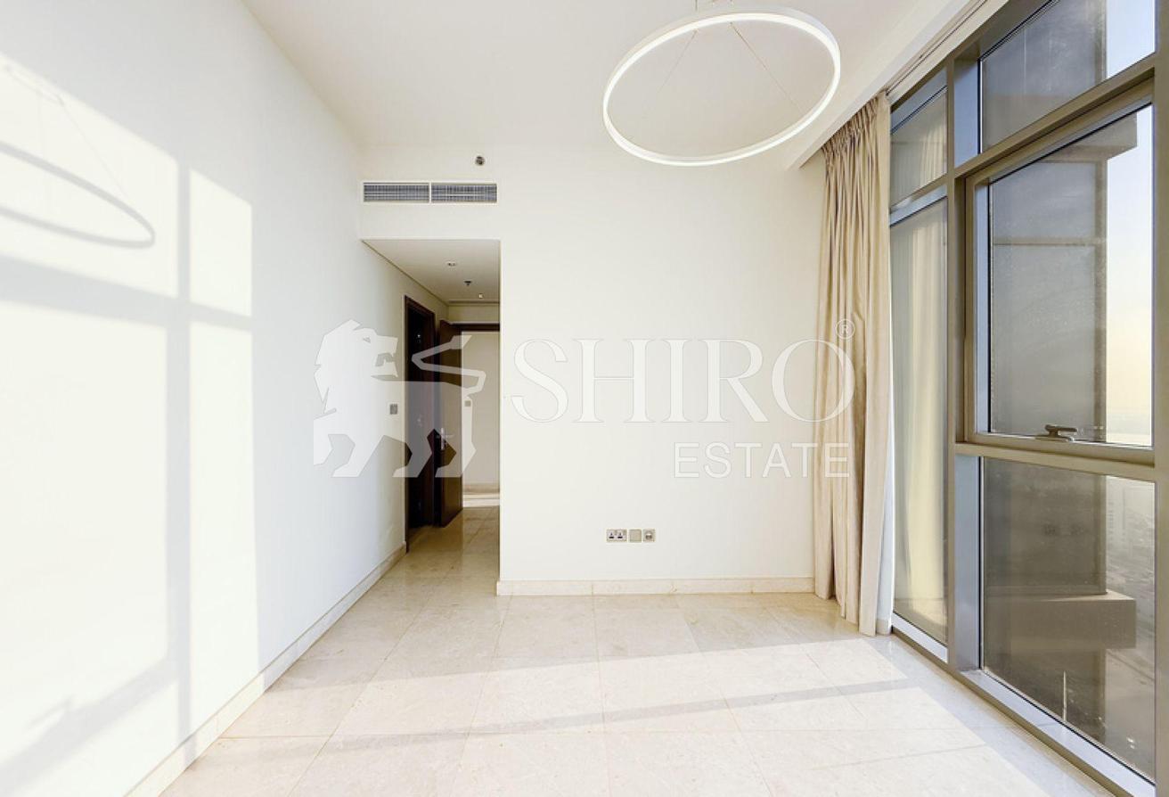 Sea and Skyline Views | Spacious | Vacant photo 10