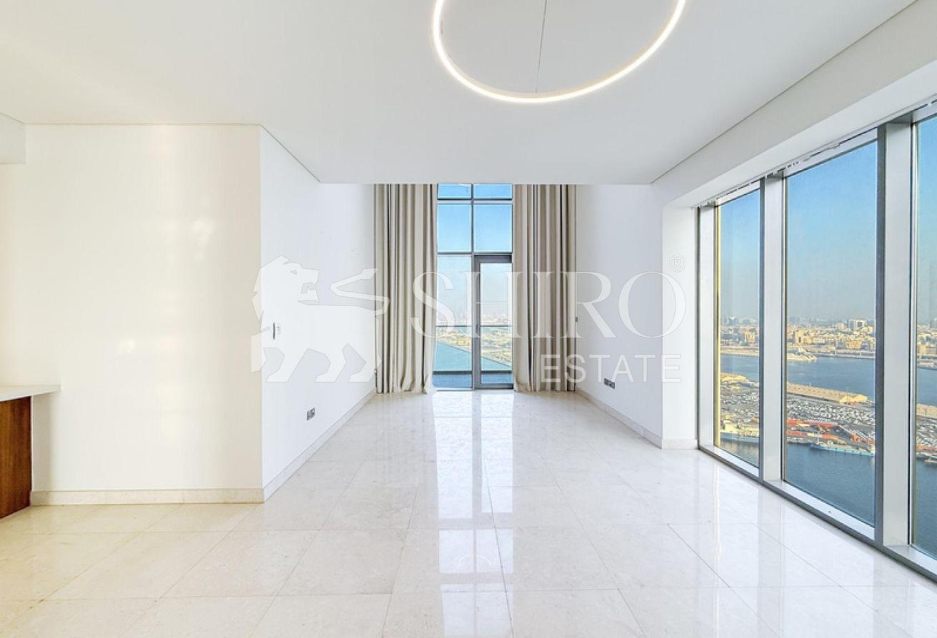 Sea and Skyline Views | Spacious | Vacant photo 4