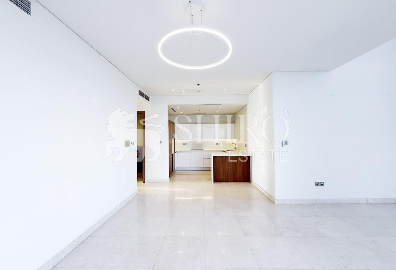 Sea and Skyline Views | Spacious | Vacant photo 13