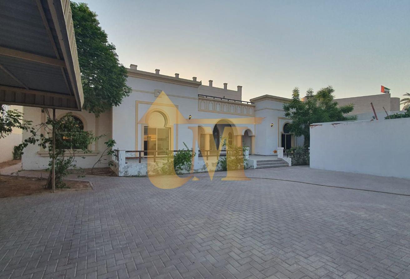 Independent 4BR+Maid Villa Beautiful Garden photo 2