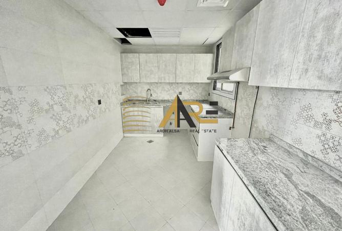 114624207 - Property Image 2