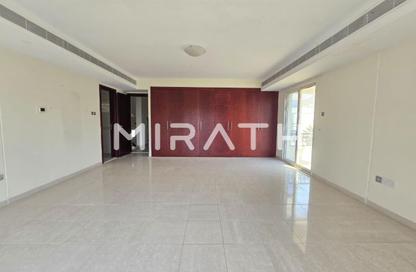 Villa - 3 Bedrooms - 4 Bathrooms for rent in Jumeirah 1 Villas - Jumeirah 1 - Jumeirah - Dubai