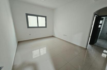 Apartment - 1 - 1 for rent in Fire Station Road - Muwaileh - Sharjah