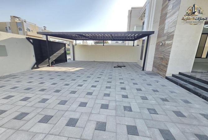 95296229 - Property Image 3