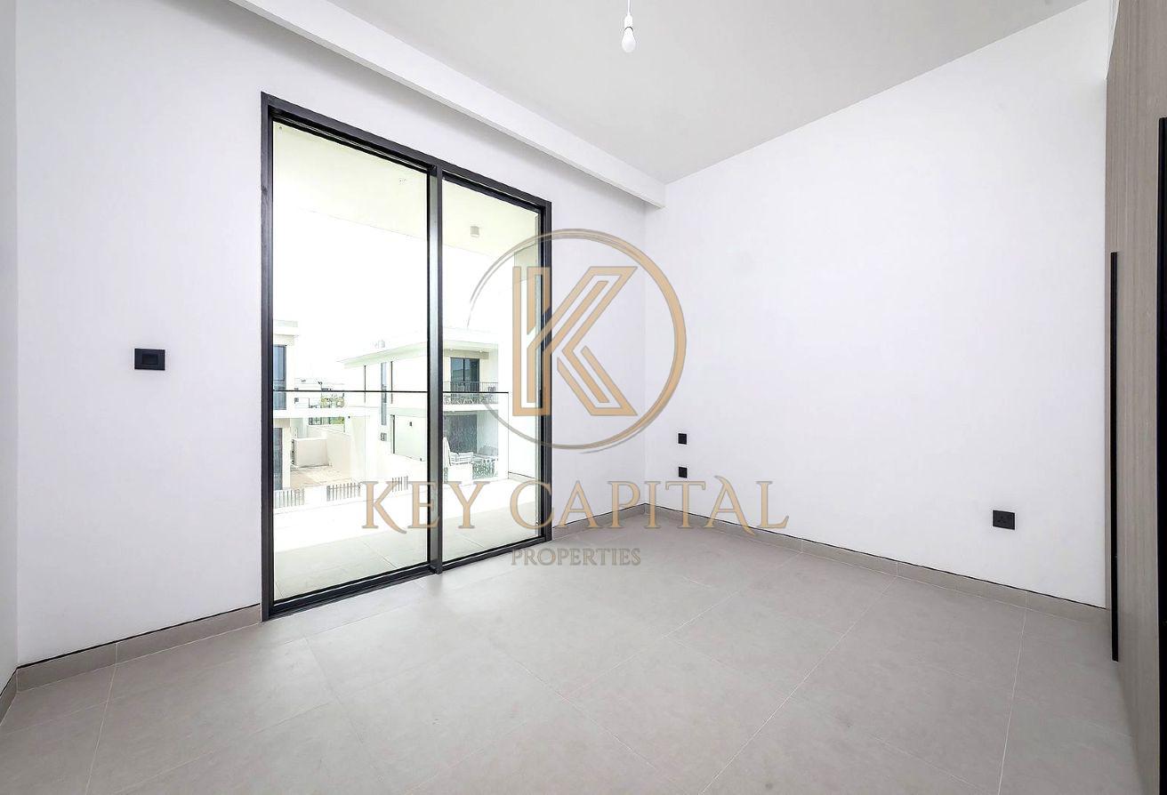 Well-maintained | Spacious Villa| View Now! photo 11