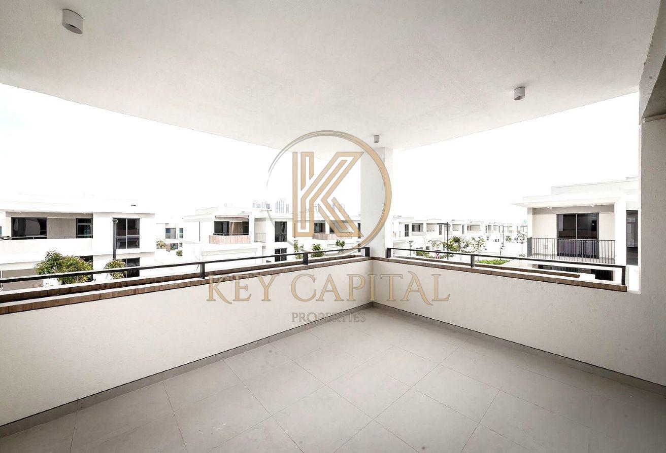 Well-maintained | Spacious Villa| View Now! photo 17