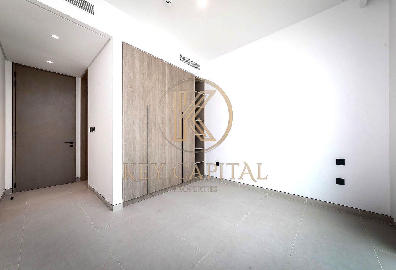 Well-maintained | Spacious Villa| View Now! photo 12