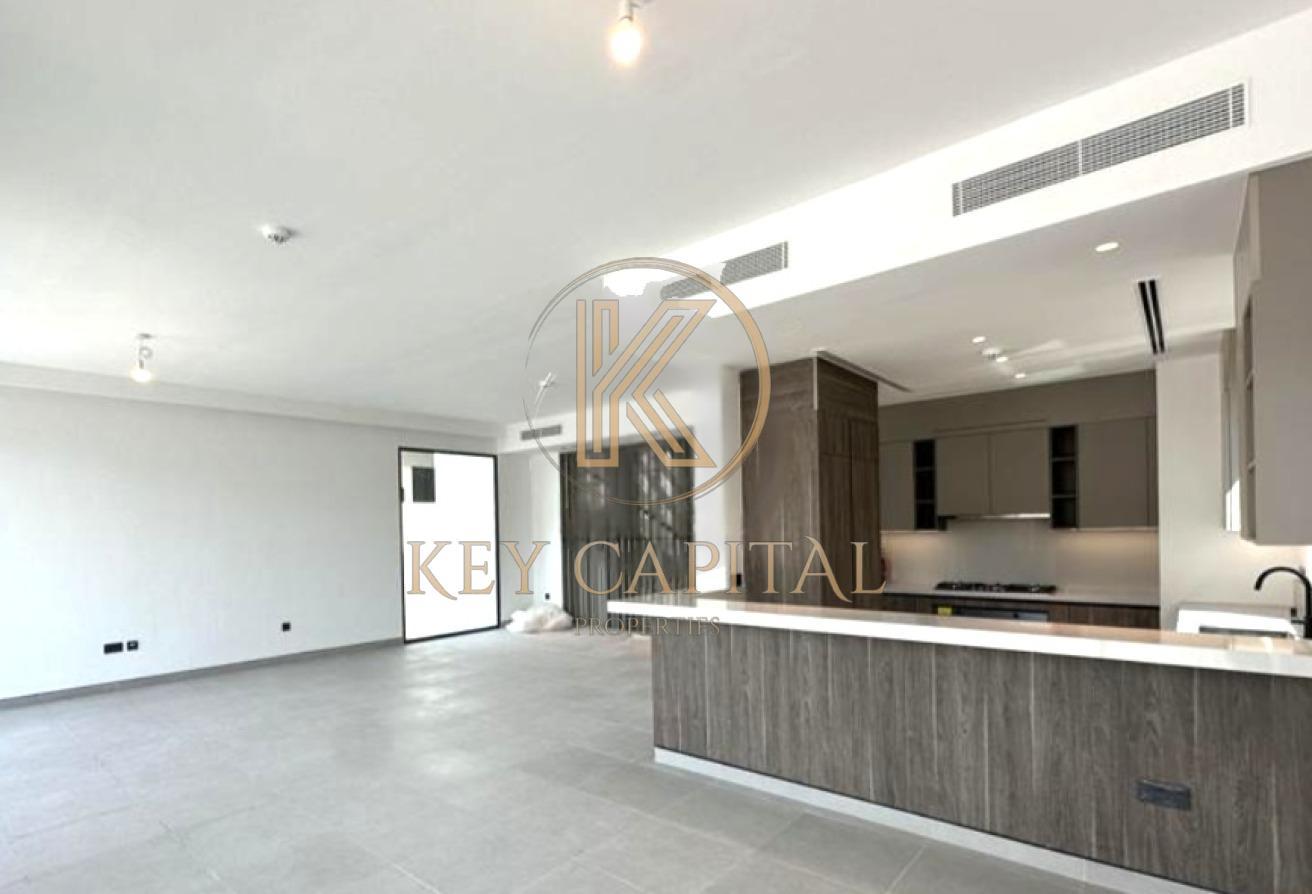 Well-maintained | Spacious Villa| View Now! photo 5