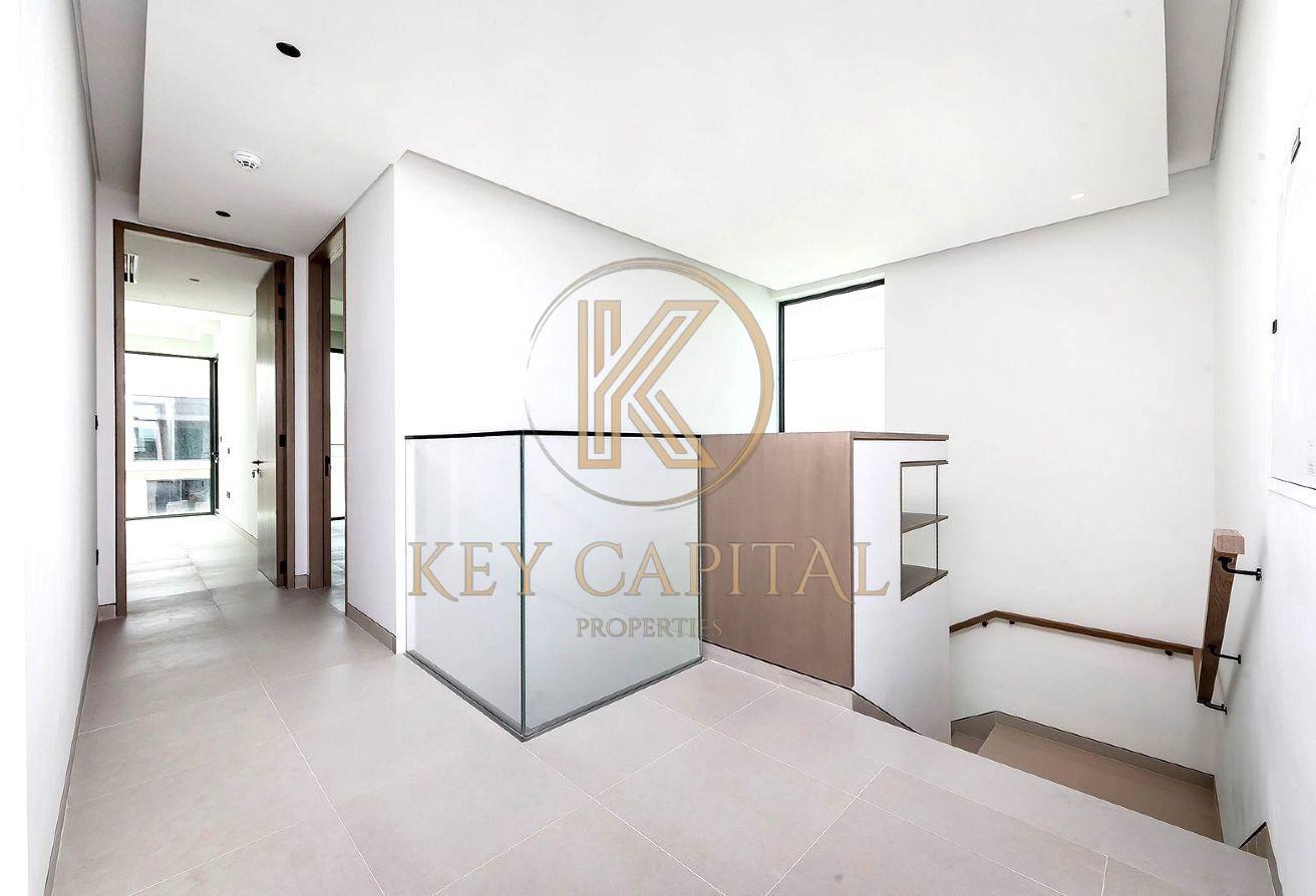 Well-maintained | Spacious Villa| View Now! photo 10