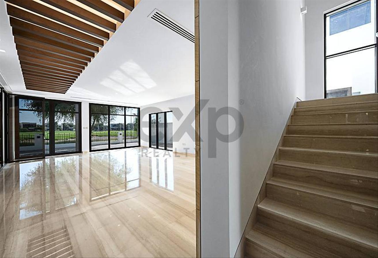 Huge Layout | 5 Bedrooms Villa | Golf Course Views photo 7