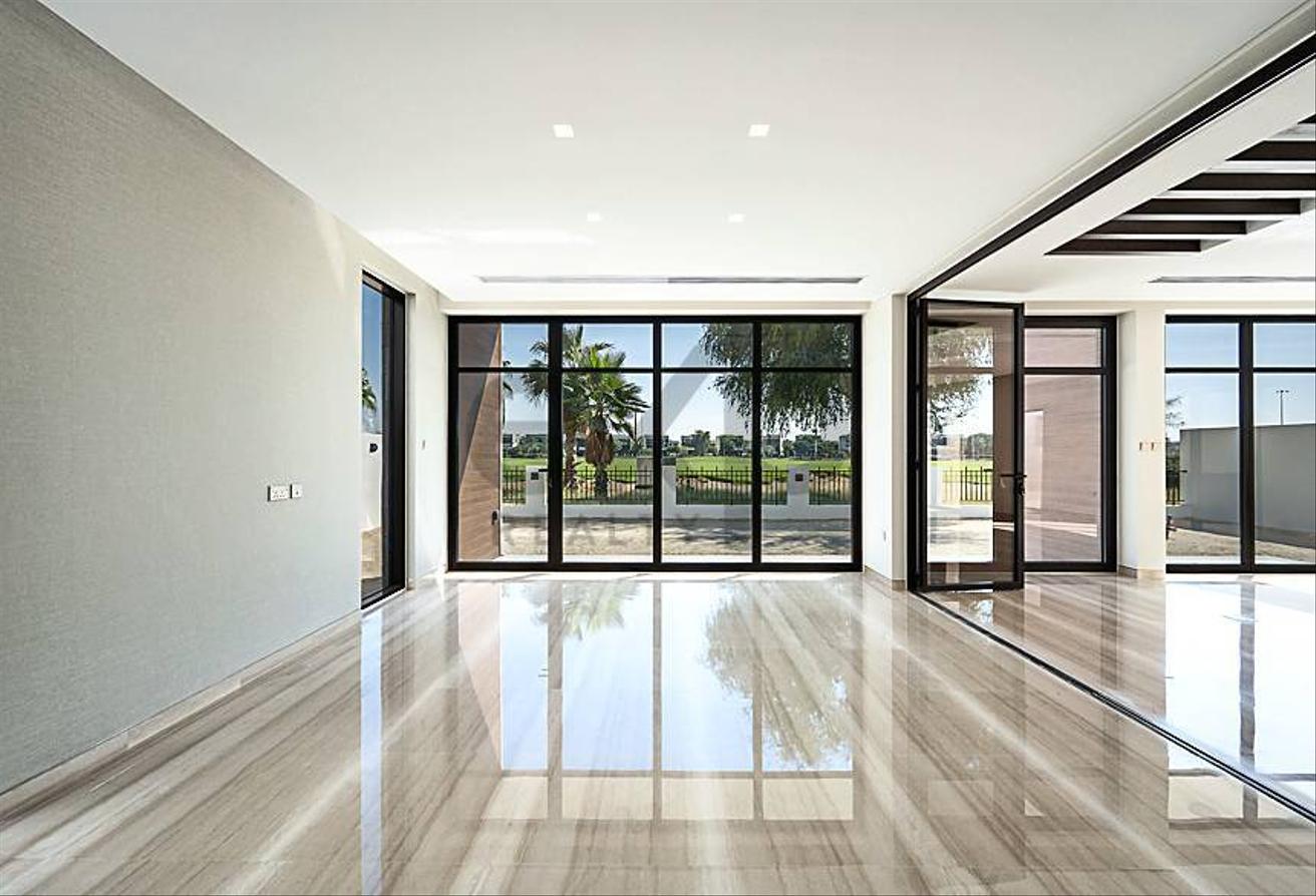 Huge Layout | 5 Bedrooms Villa | Golf Course Views photo 2