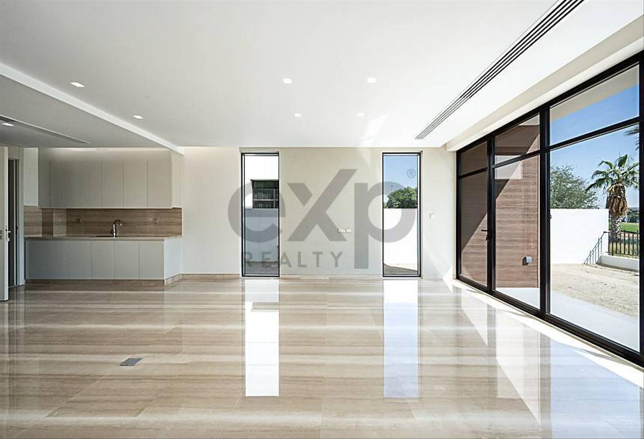 Huge Layout | 5 Bedrooms Villa | Golf Course Views photo 11
