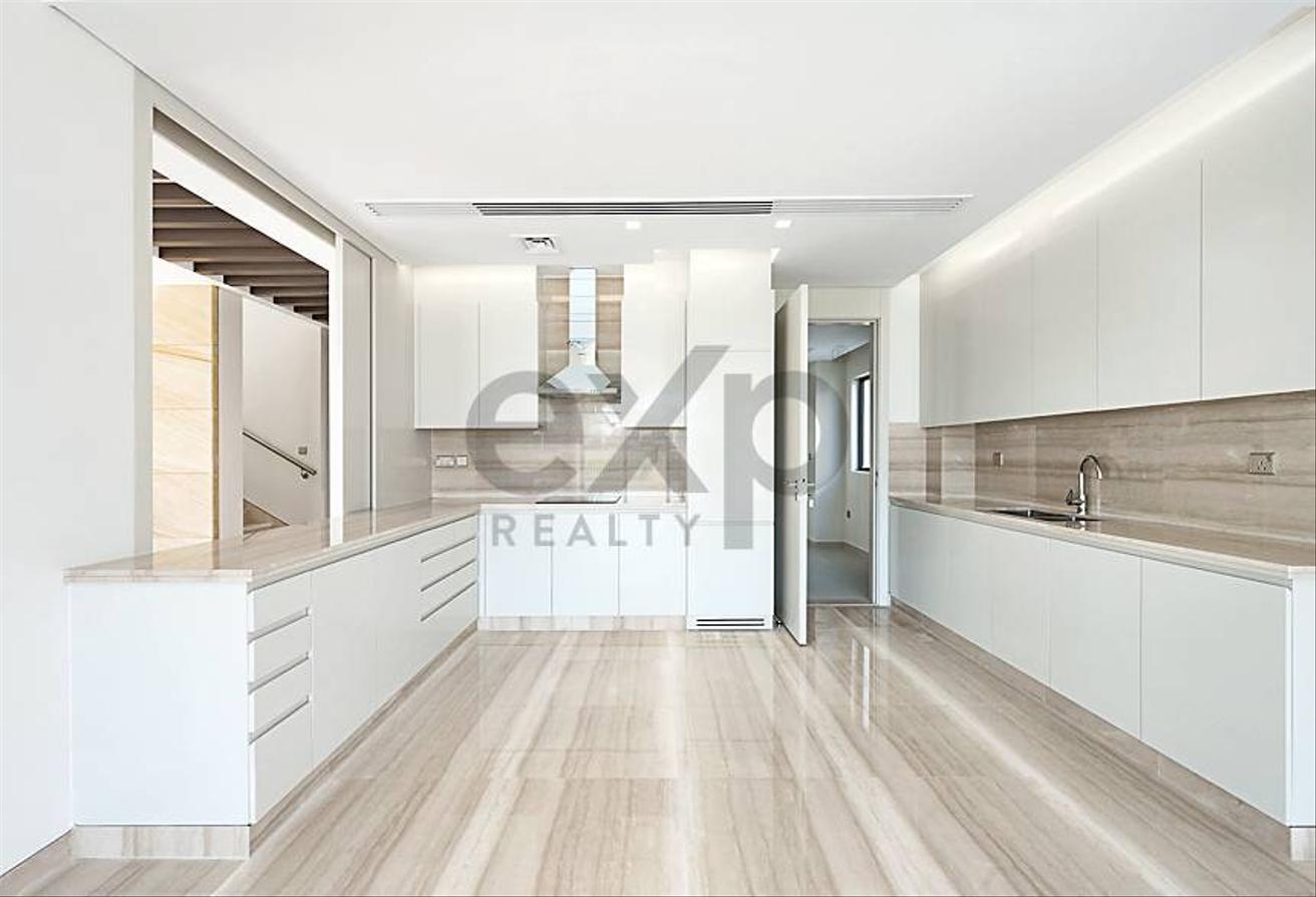 Huge Layout | 5 Bedrooms Villa | Golf Course Views photo 9