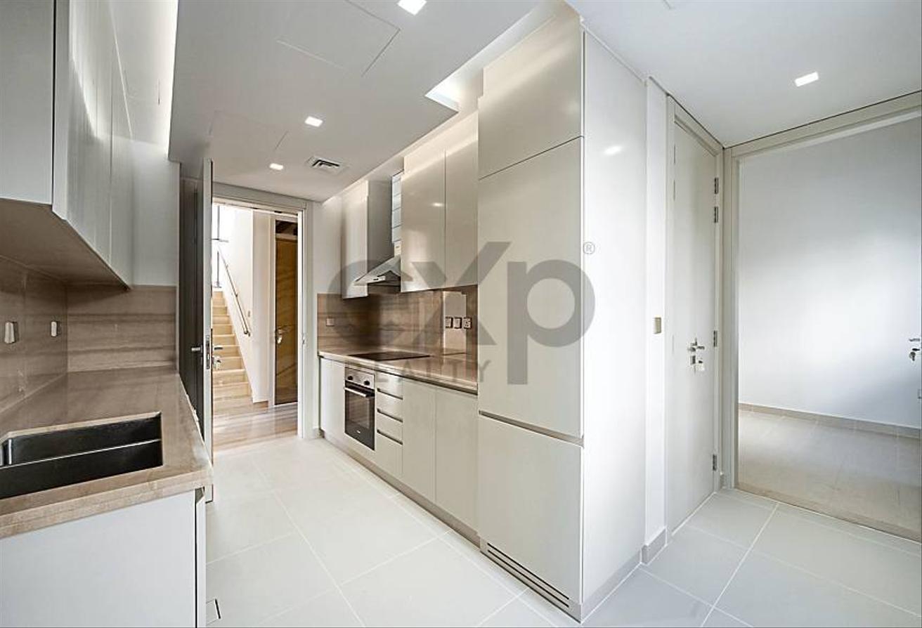 Huge Layout | 5 Bedrooms Villa | Golf Course Views photo 12