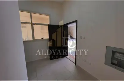 Apartment - Studio - 1 Bathroom for rent in Al Jurf 2 - Al Jurf - Ajman Downtown - Ajman Apartment - Studio - 1 Bathroom for rent in Al Jurf 2 - Al Jurf - Ajman Downtown - Ajman