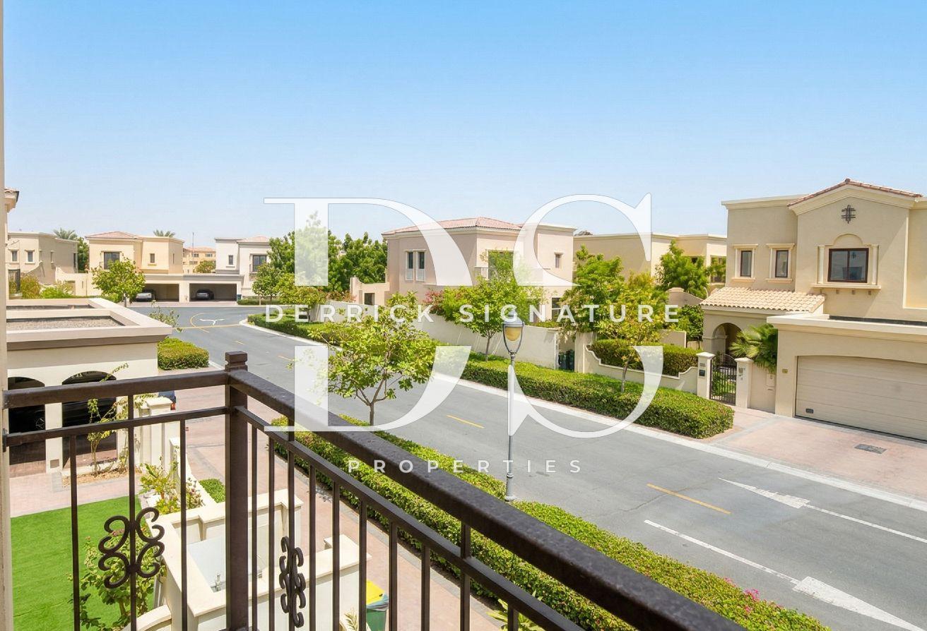 Spacious 5BR | Vacant Now | Fully Landscaped photo 14