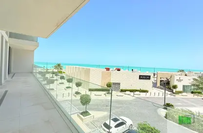 شقة - 2 غرف نوم - 3 حمامات للايجار في ممشى السعديات - منطقة السعديات الثقافية - جزيرة السعديات - أبوظبي