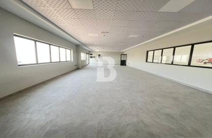 Warehouse - Studio for rent in Saih Shuaib 3 - Dubai Industrial City - Dubai
