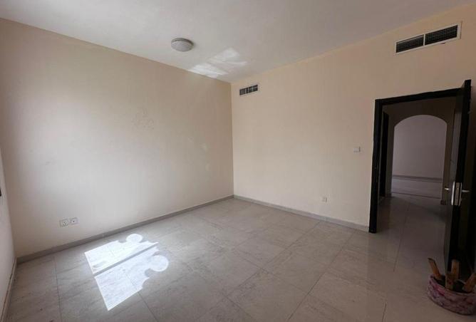92261209 - Property Image 3