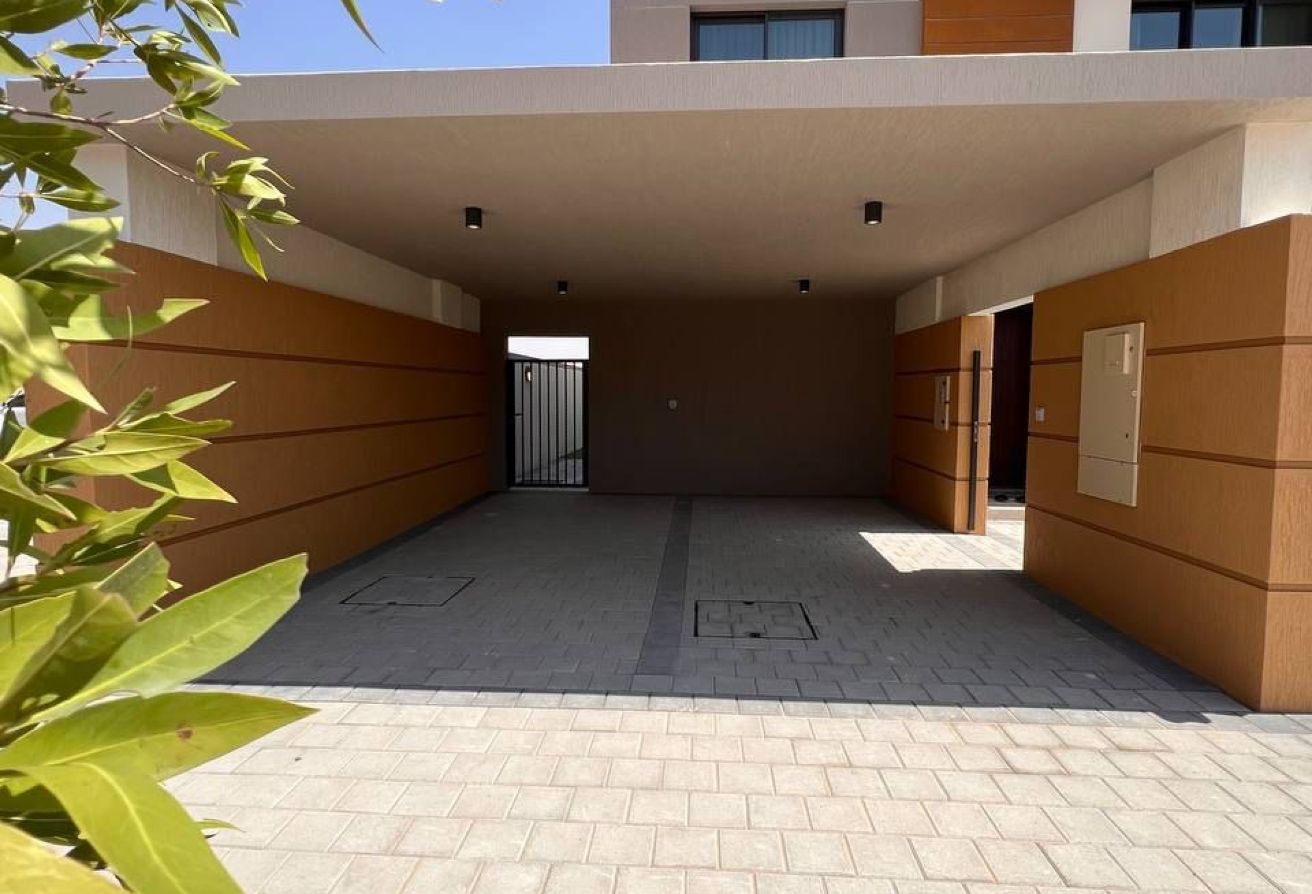 GATED COMMUNITY | G+2 | LUXURY