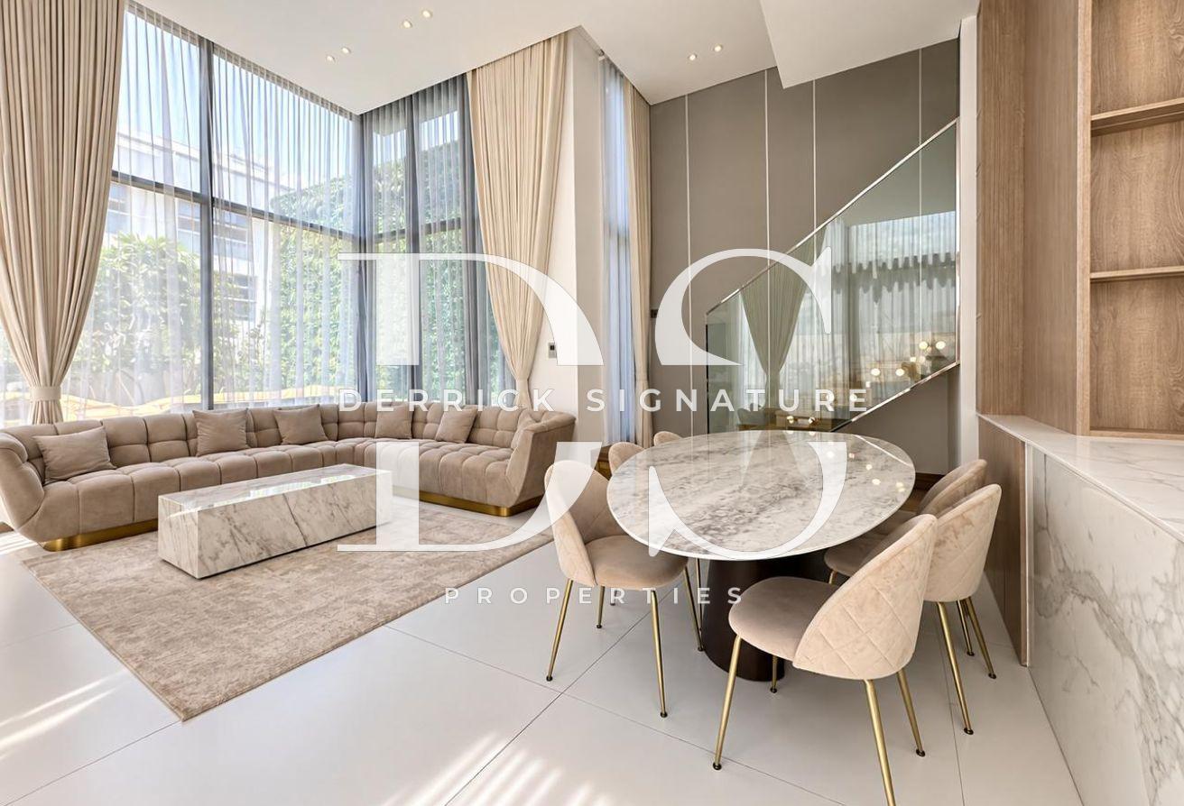 4BR Townhouse | Private Rooftop Pool | Furnished photo 16