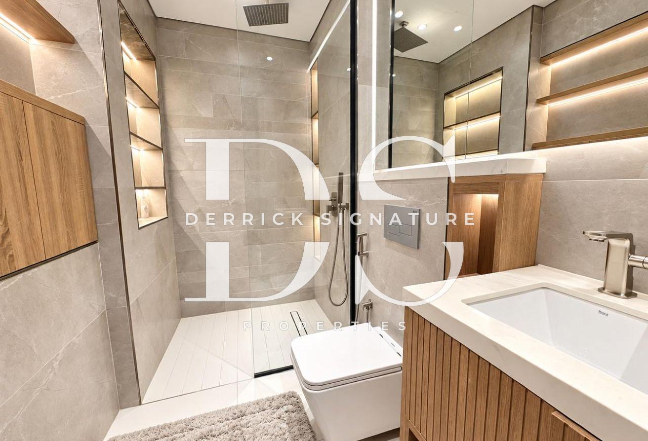 4BR Townhouse | Private Rooftop Pool | Furnished photo 22