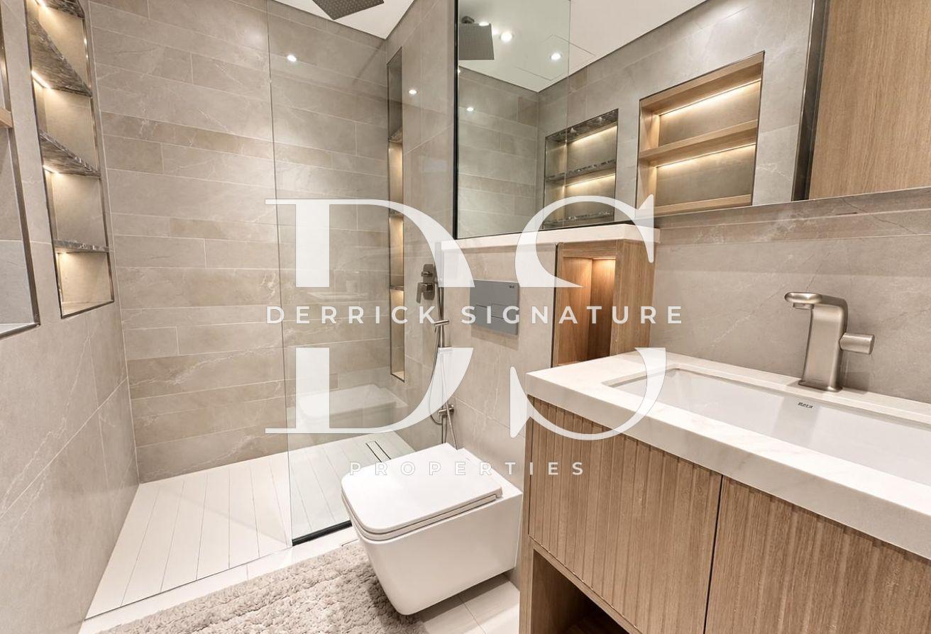 4BR Townhouse | Private Rooftop Pool | Furnished photo 29