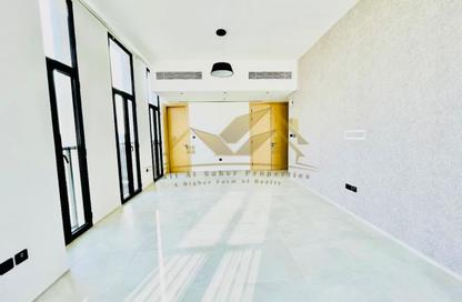 Apartment - 1 Bedroom - 2 Bathrooms for rent in Jumeirah Garden City - Al Satwa - Dubai