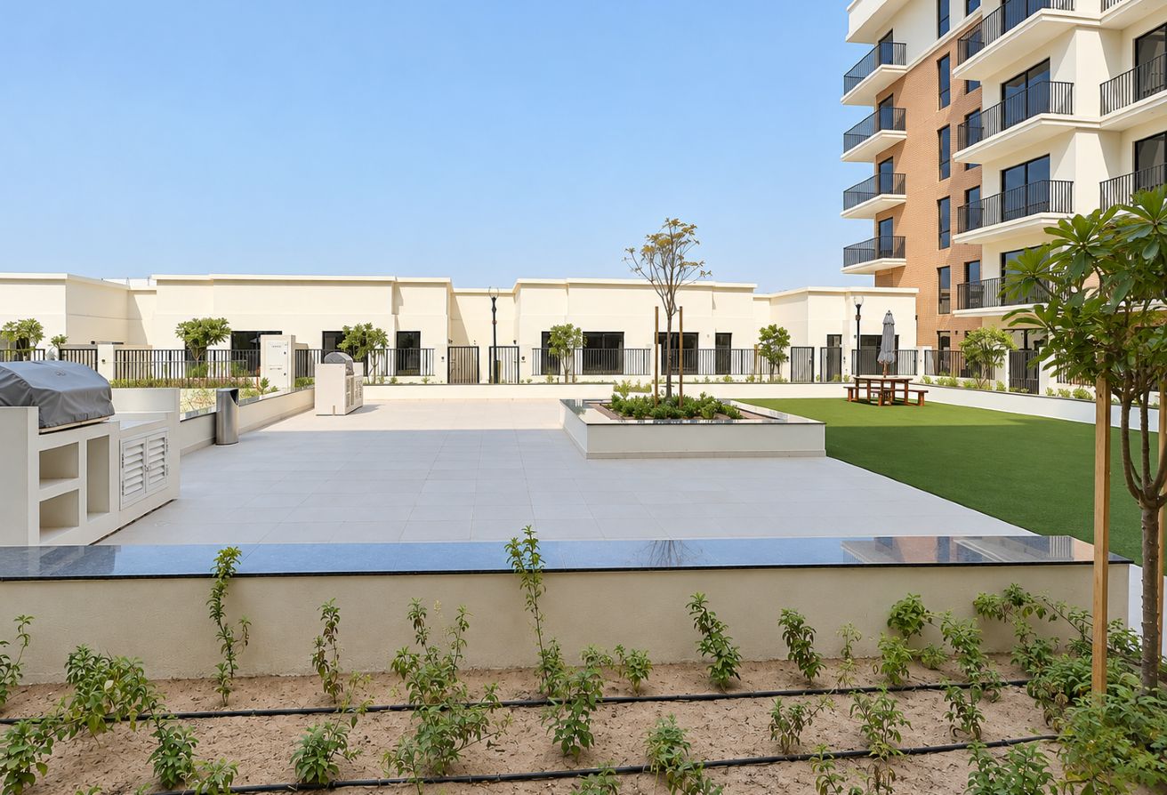 2 bedroom apartment in The Mayfair, Town Square: 14