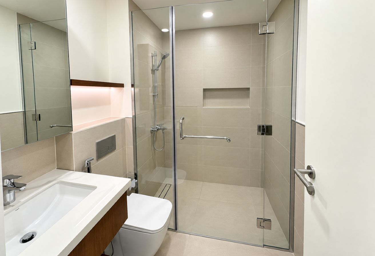 2 bedroom apartment in The Mayfair, Town Square: 9