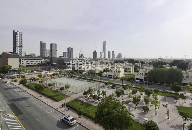 Spacious | Community View | Close to Mall — 2