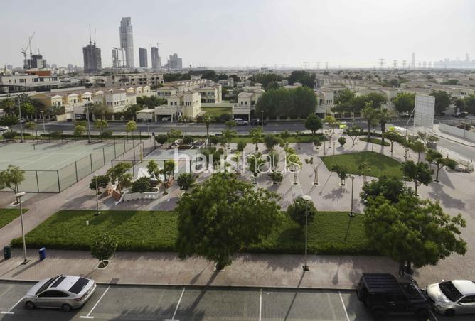 Spacious | Community View | Close to Mall — 3