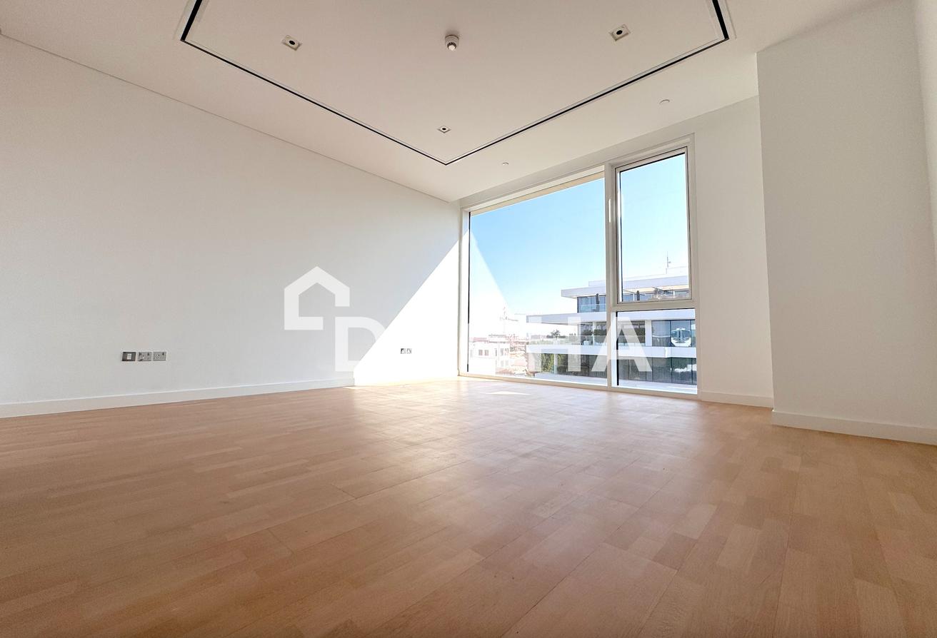 Rare Vacant Luxury PH | View Now| Exclusive Living photo 8