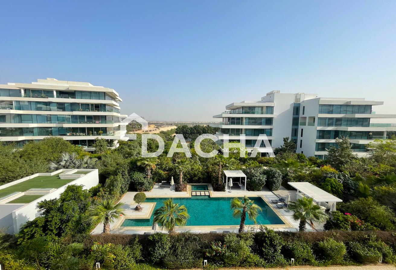 Rare Vacant Luxury PH | View Now| Exclusive Living photo 2