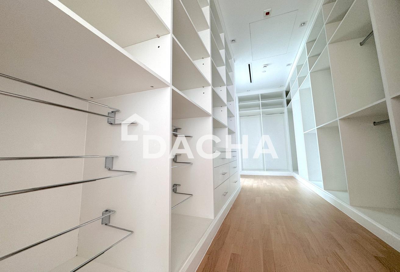 Rare Vacant Luxury PH | View Now| Exclusive Living photo 5