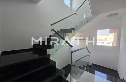 Villa - 4 Bedrooms - 4 Bathrooms for rent in Jumeirah 2 Villas - Jumeirah 2 - Jumeirah - Dubai