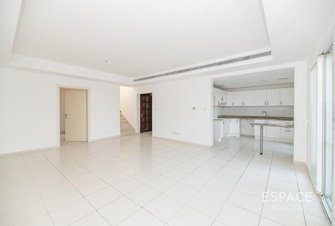 82348878 - Property Main Image