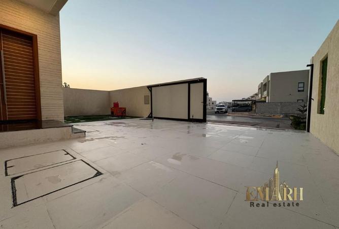 84493379 - صورة العقار 3